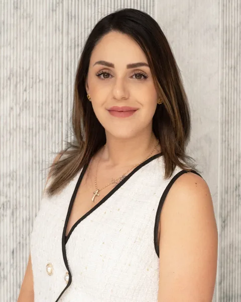Paris, Clinic Manager